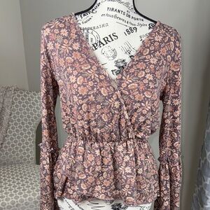 Floral V-Neck Peplum Top